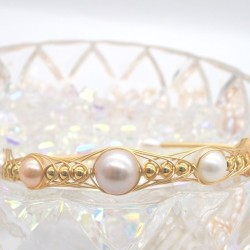 K Gold Covered Wire Natural Freshwater Baroque Pearl Open Bracelet