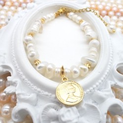 Queen Gold Coin Tag Baroque Freshwater Pearl Bracelet