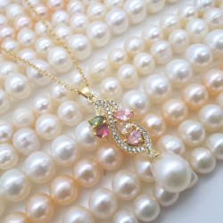 Flower Type Gold Plated Micro-Set Color Zirconium Natural Freshwater Oval Pearl Necklace