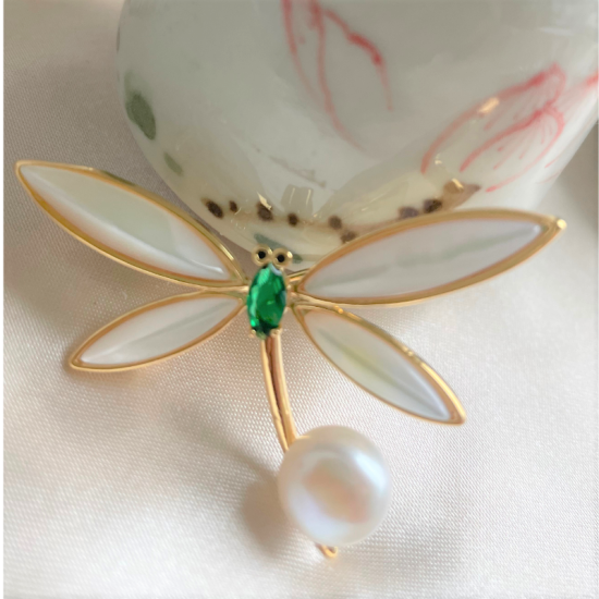 Dragonfly-Shaped Pearl Shell Brooch Pendant